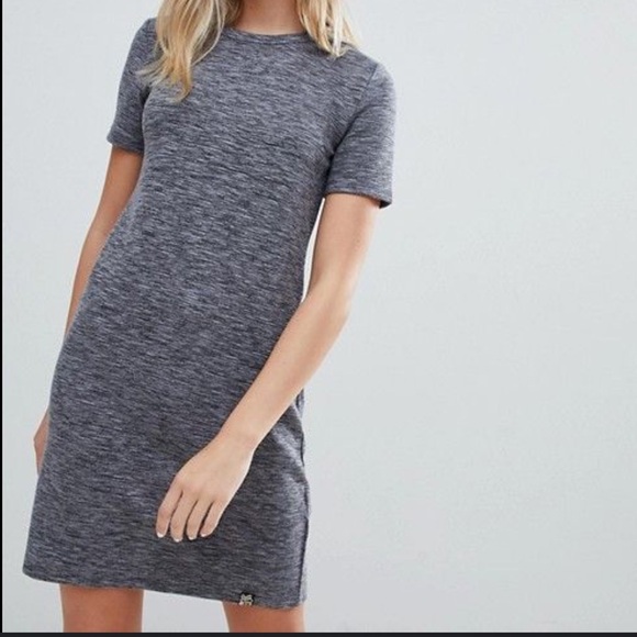 NWT SUPERDRY TSHIRT DRESS SIZE 4 - Picture 1 of 3